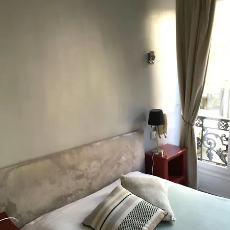 Des Carmes - فندق روان