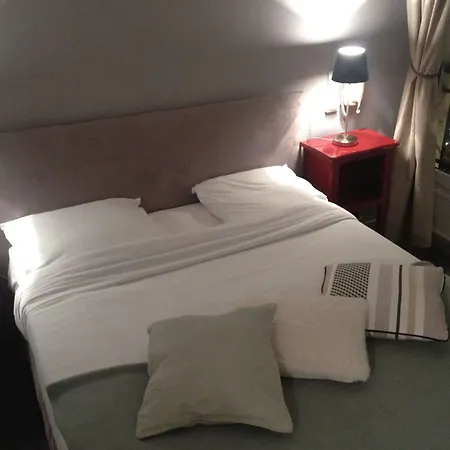 Hotel Des Carmes - Rouen Hotel 2*