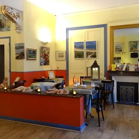 Des Carmes - روان